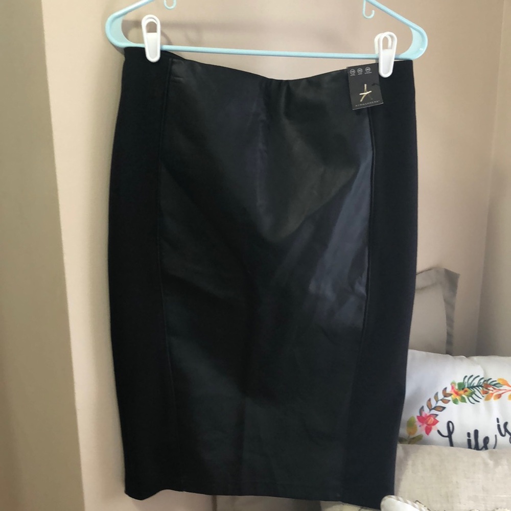 Black pencil skirt/“leather” detail. New!